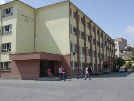 Sabit Büyükbayrak Mesleki Ve Teknik Anadolu Lisesi 
