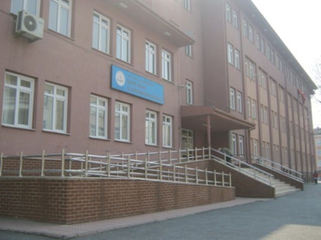 Şair Baki İlkokulu 