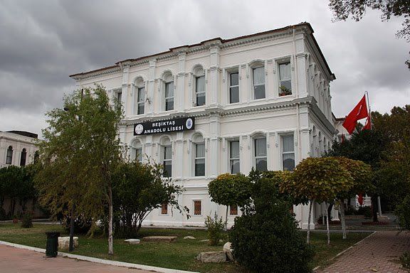 Beşiktaş Anadolu Lisesi 