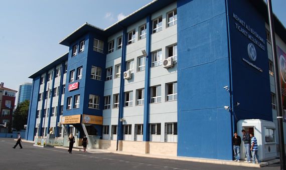 M. Ali Büyükhanlı Mesleki Ve Teknik Anadolu Lisesi 