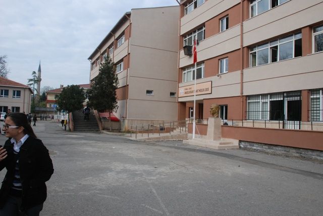 Beykoz Anadoluhisarı Mesleki Ve Teknik Anadolu Lisesi 