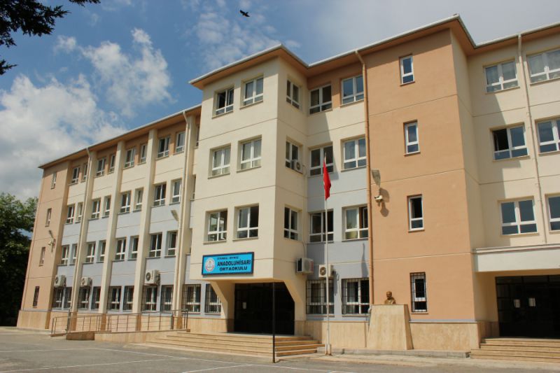 Anadoluhisarı Ortaokulu 