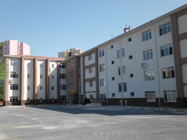 Büyükşehir Hüseyin Yıldız Anadolu Lisesi 