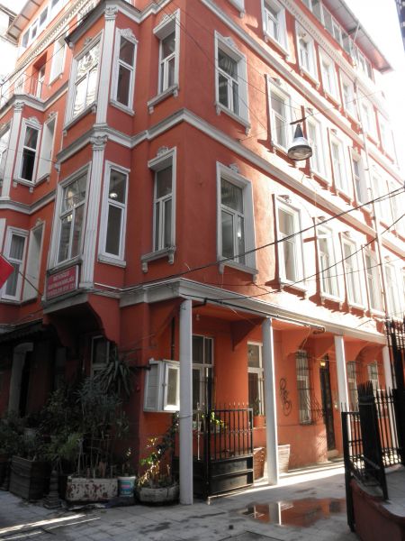 Beyoğlu Halk Eğitim Merkezi 