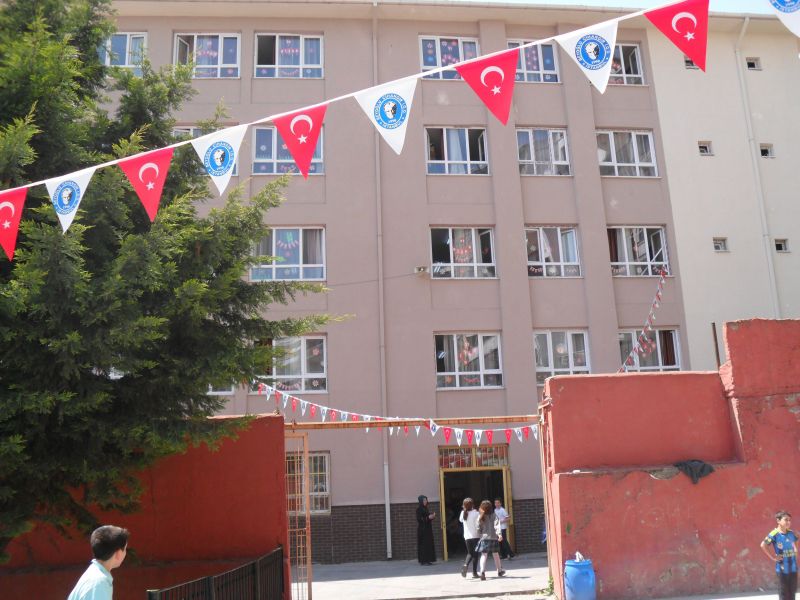 Cihangir Münir Özkul Ortaokulu 