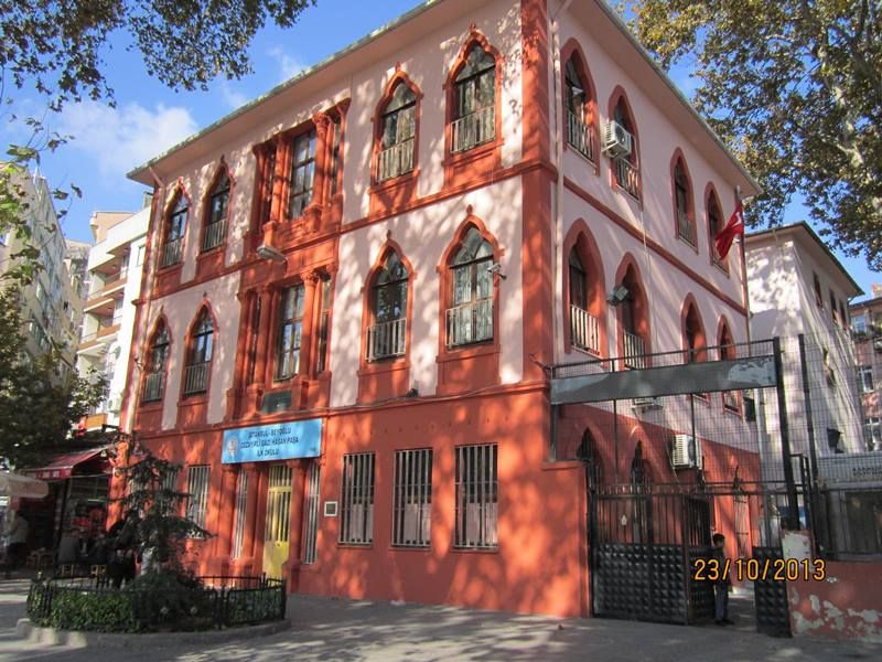 Cezayirli Gazi Hasanpaşa İlkokulu 