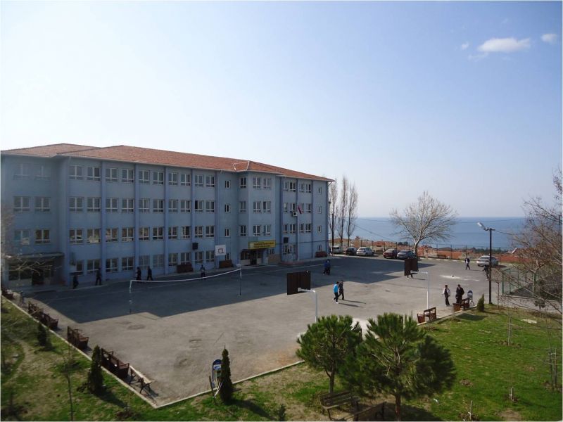 Kumburgaz Mehmet Erçağ Çok Programlı Lisesi 