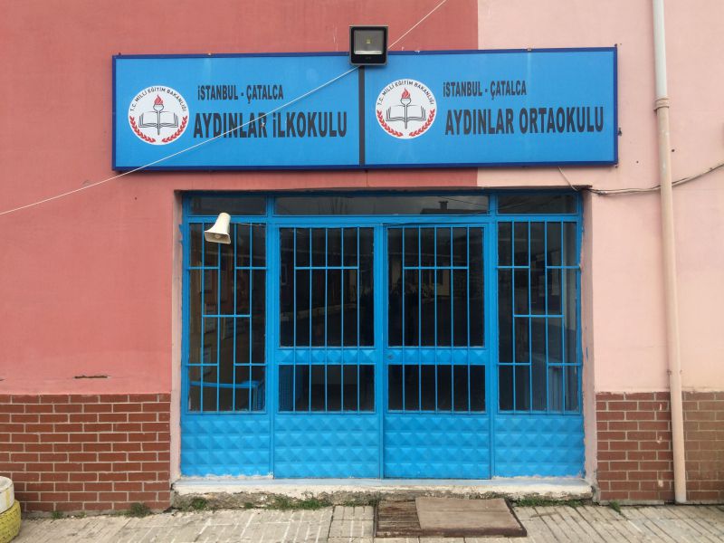 Aydınlar Ortaokulu 