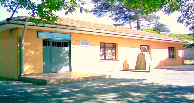 Yazlık İlkokulu 
