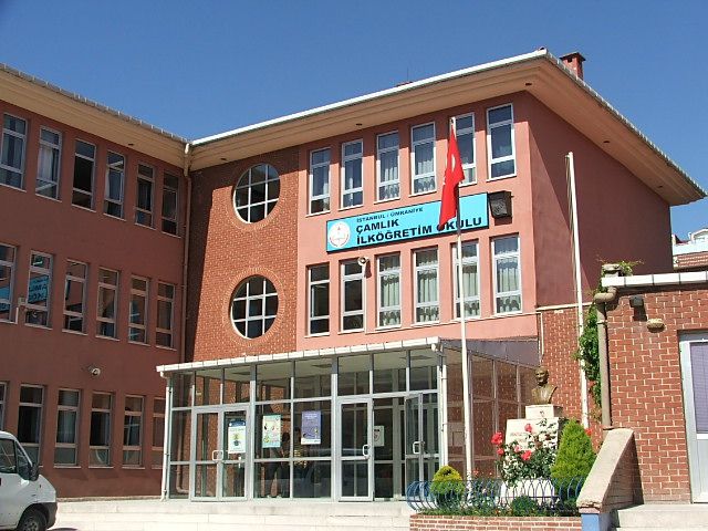 Çamlık Ortaokulu 