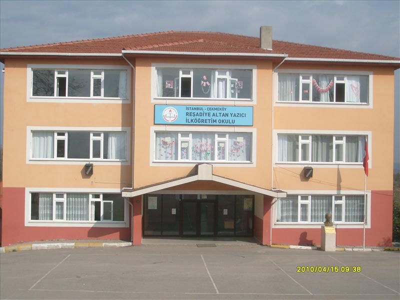 Reşadiye Altan Yazıcı İlkokulu 