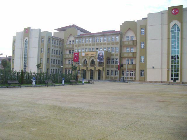 Çekmeköy Toki Çok Programlı Anadolu Lisesi 