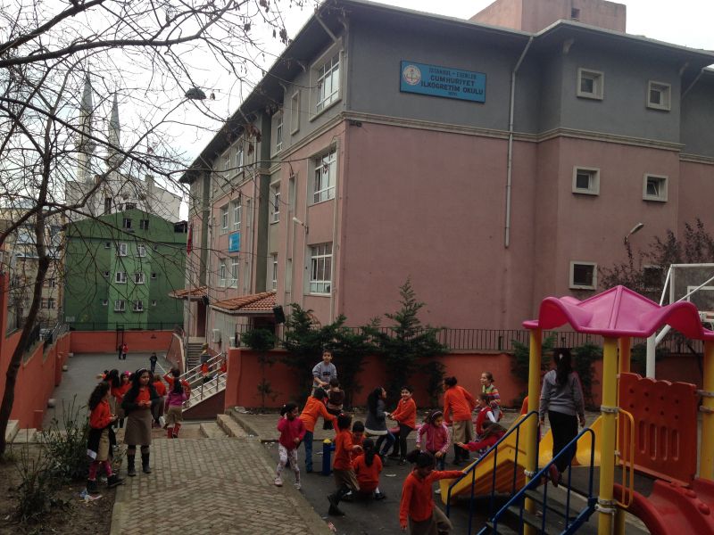Cumhuriyet İlkokulu 