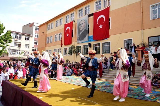 Tacirler Eğitim Vakfı İlkokulu 