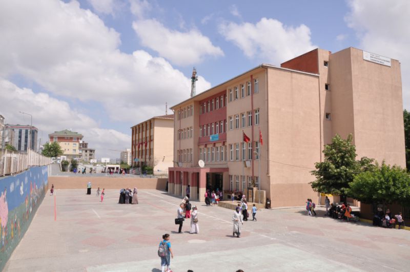 Necla Görer İlkokulu 