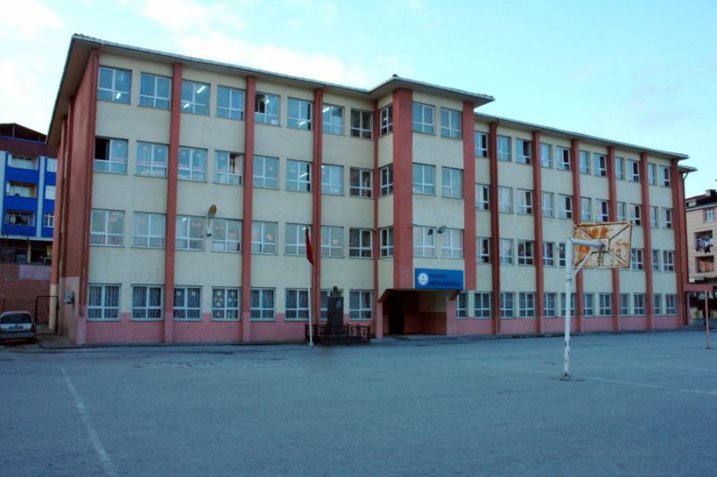 İncirtepe Ortaokulu 