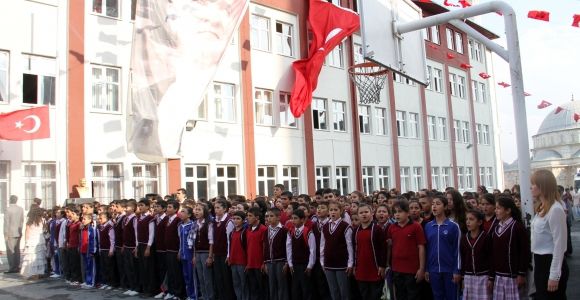 Esenyurt Şehitler Ortaokulu 