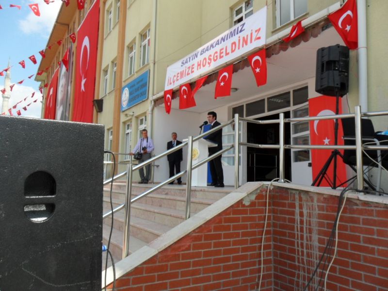 Halil Fahri Orman Ortaokulu 