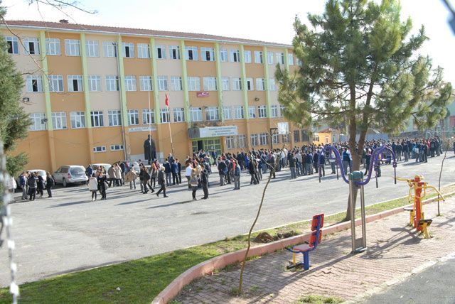 Eyüp Kemerburgaz Halis Kutmangil Çok Programlı Anadolu Lisesi 