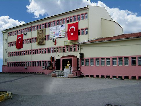 Haydar Akçelik Kız Teknik Ve Meslek Lisesi 