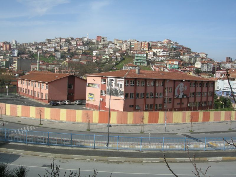 Kemerburgaz Şehit Er Sinan Şen Ortaokulu 