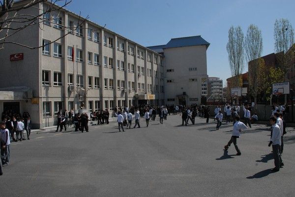 Samiha Ayverdi Anadolu Lisesi 