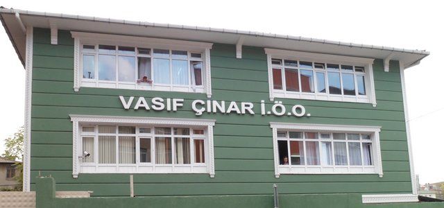 Vasıf Çınar İlkokulu 