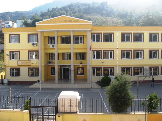 Nevvar Salih İşgören Anadolu Lisesi 