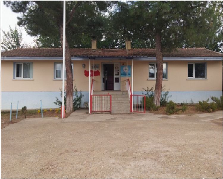 Kurudere Ova İlkokulu 