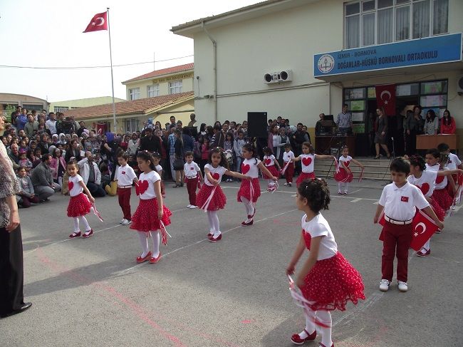 Doğanlar Hüsnü Bornovalı Ortaokulu 