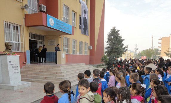 Sait Güzelcan İlkokulu 