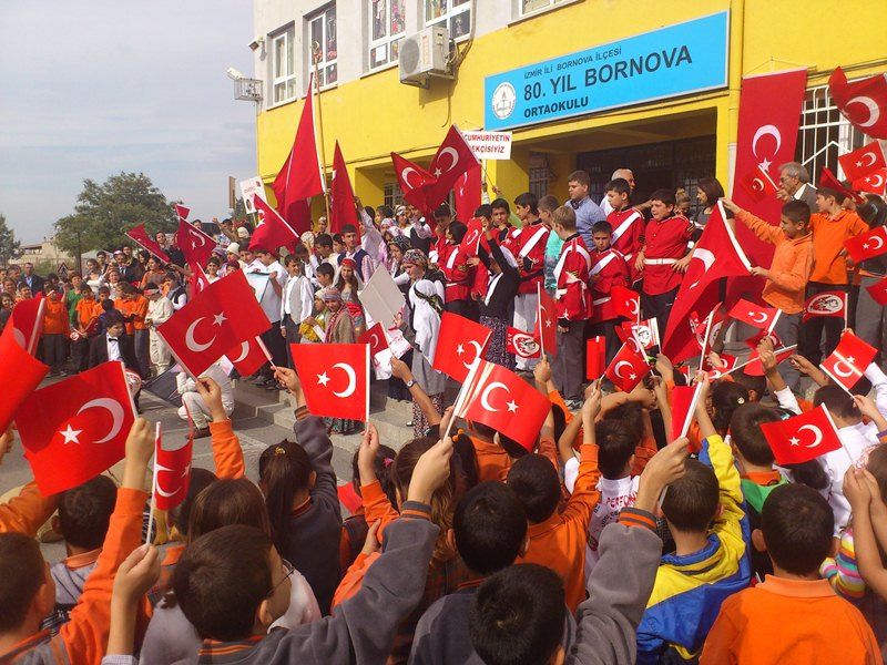 80.yıl Bornova Ortaokulu 