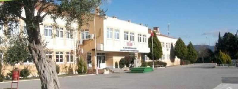 Doktor Cavit Özyeğin İlkokulu 