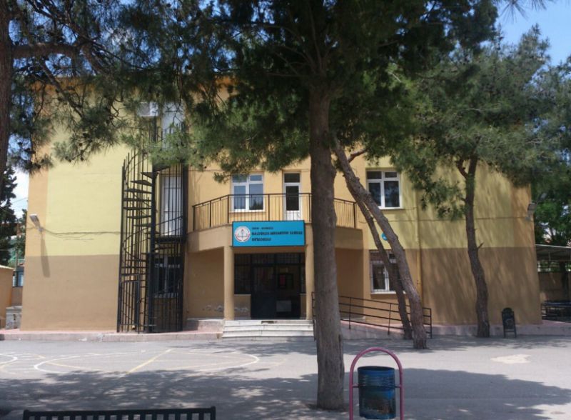 Naldöken Muharrem Candaş Ortaokulu 