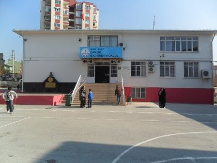 Çamlık İlkokulu 