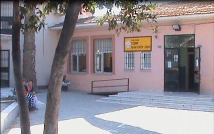 Çeşme Anadolu İmam Hatip Lisesi 