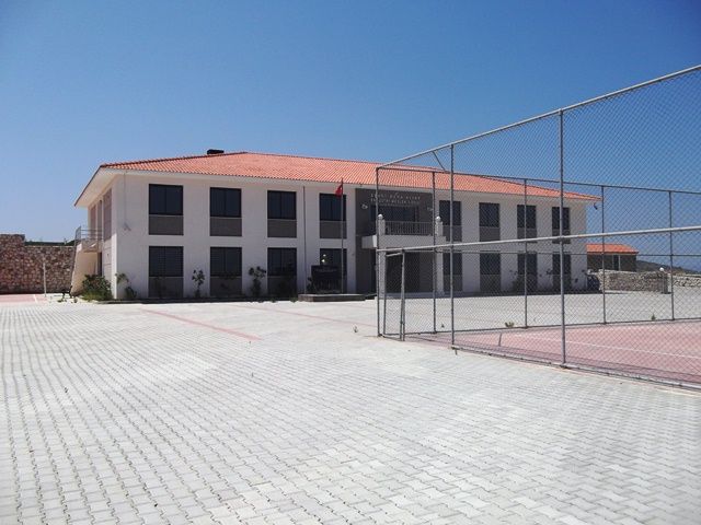 Çeşme Sevgi - Reha Aysay Mesleki Ve Teknik Anadolu Lisesi 