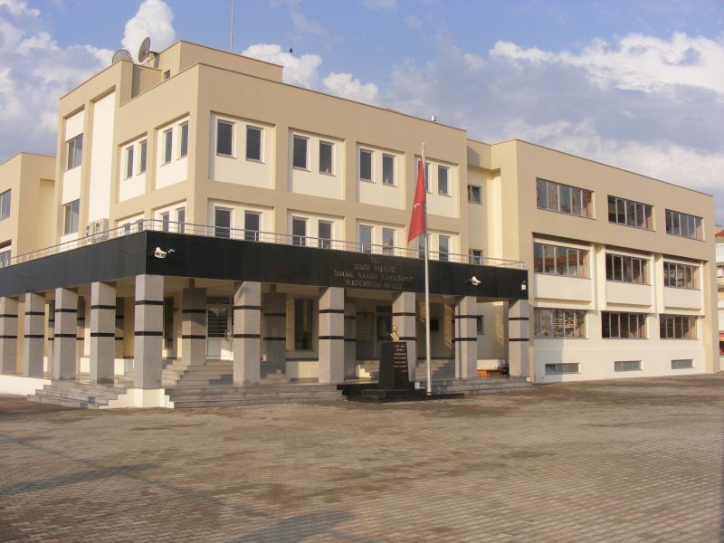 İsmail Rahmi Karadavut İlkokulu 