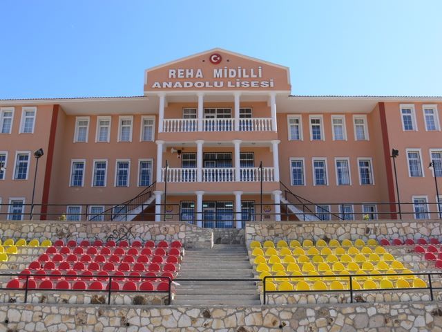 Foça Reha Midilli Anadolu Lisesi 