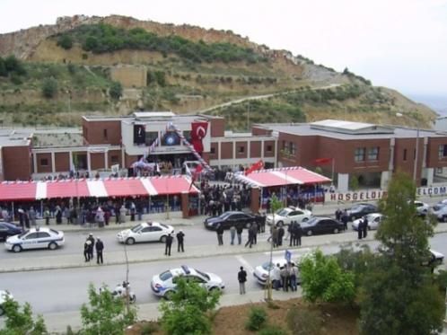 İzmir Ticaret Odası İlkokulu 