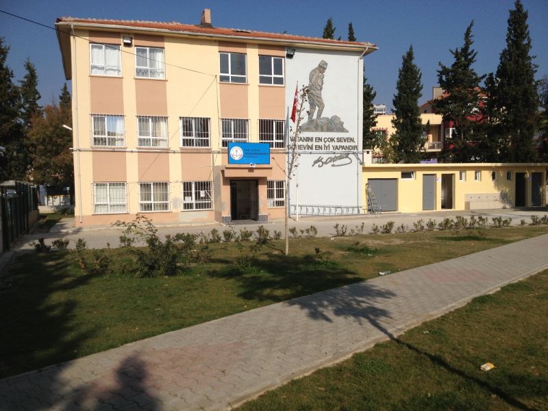 Gaziemir Adnan Menderes İlkokulu 