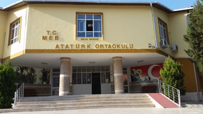 Atatürk Ortaokulu 