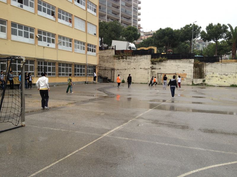 Karabağlar Cumhuriyet Mesleki Ve Teknik Anadolu Lisesi 