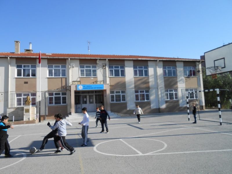 Akşemsettin İmam Hatip Ortaokulu 