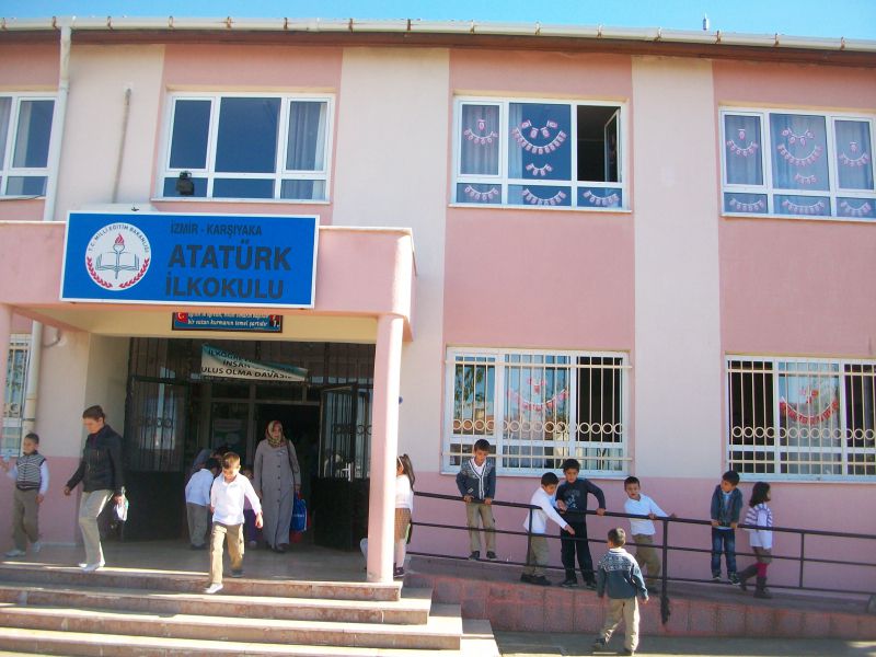 Atatürk İlkokulu 