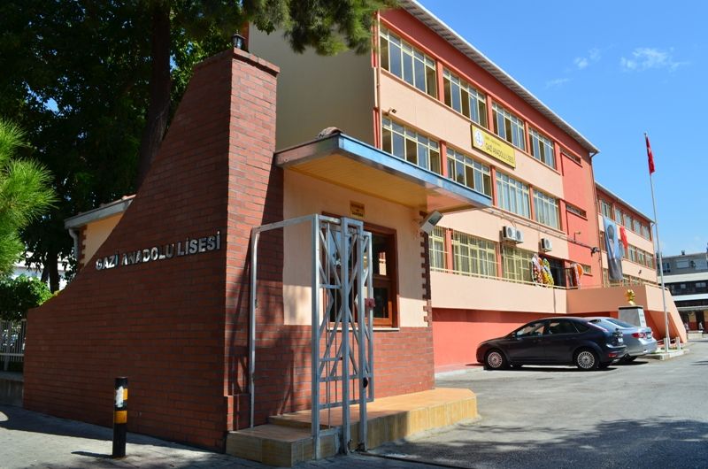 Gazi Anadolu Lisesi 