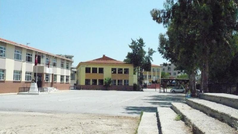 Lamia Karer İlkokulu 