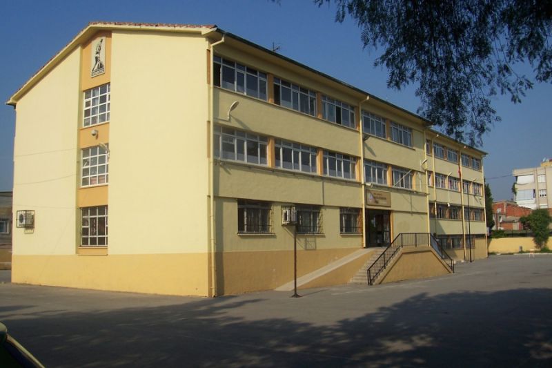 Kazım Dirik İlkokulu 