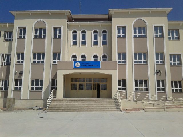 Yamaç Ortaokulu 