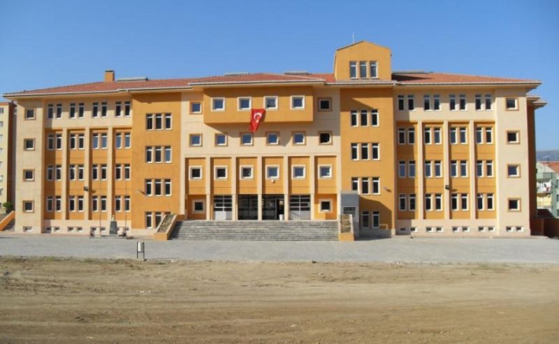 Kemalpaşa Lütfü Ürkmez Mesleki Ve Teknik Anadolu Lisesi 